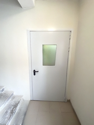 Дверь со стеклопакетом Дверь со стеклопакетом