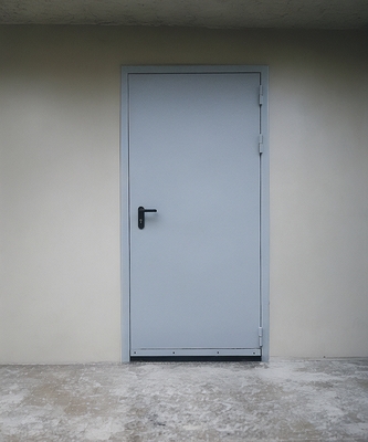 Дверь ei-60 на уличном входе Дверь ei-60 на уличном входе