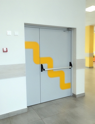 Дверь антипаника на лестницу