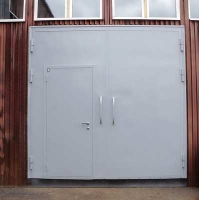 С ручками-скобами С ручками-скобами