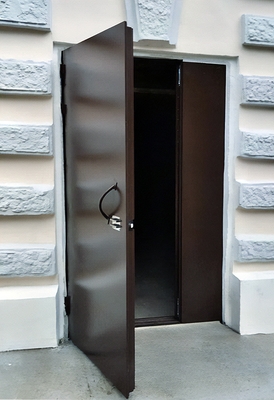 С кодовым замком С кодовым замком