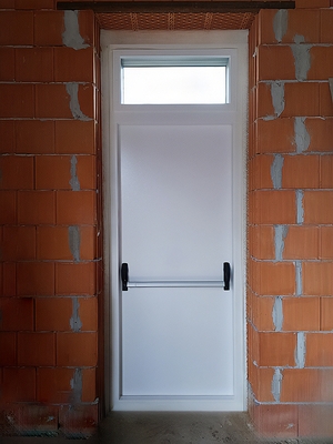 Дверь Антипаника с фрамугой Дверь Антипаника с фрамугой