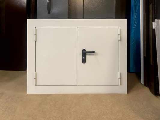 Двустворчатый люк