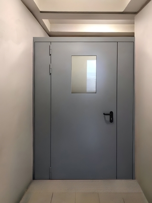 Нестандартная дверь EI 60 с окном Нестандартная дверь EI 60 с окном