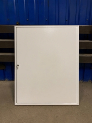 Ревизионный металлический люк